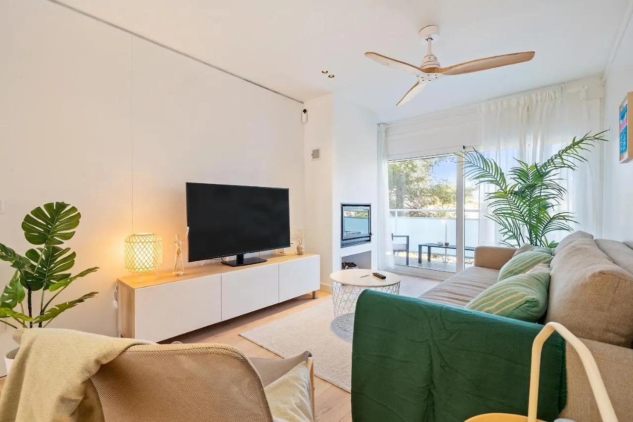 Hauzify I Apartament Westland 살루