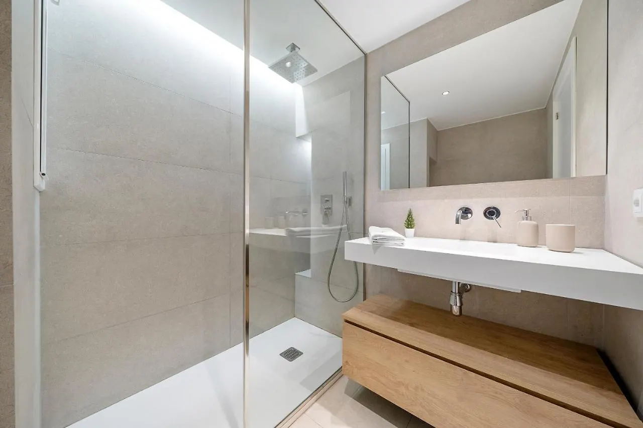 Hauzify I Apartament Westland 살루 0*,