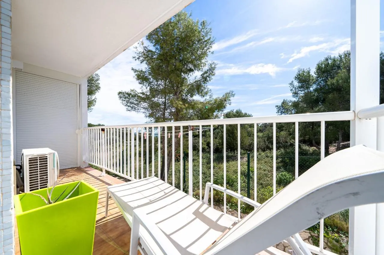 Hauzify I Apartament Westland 살루